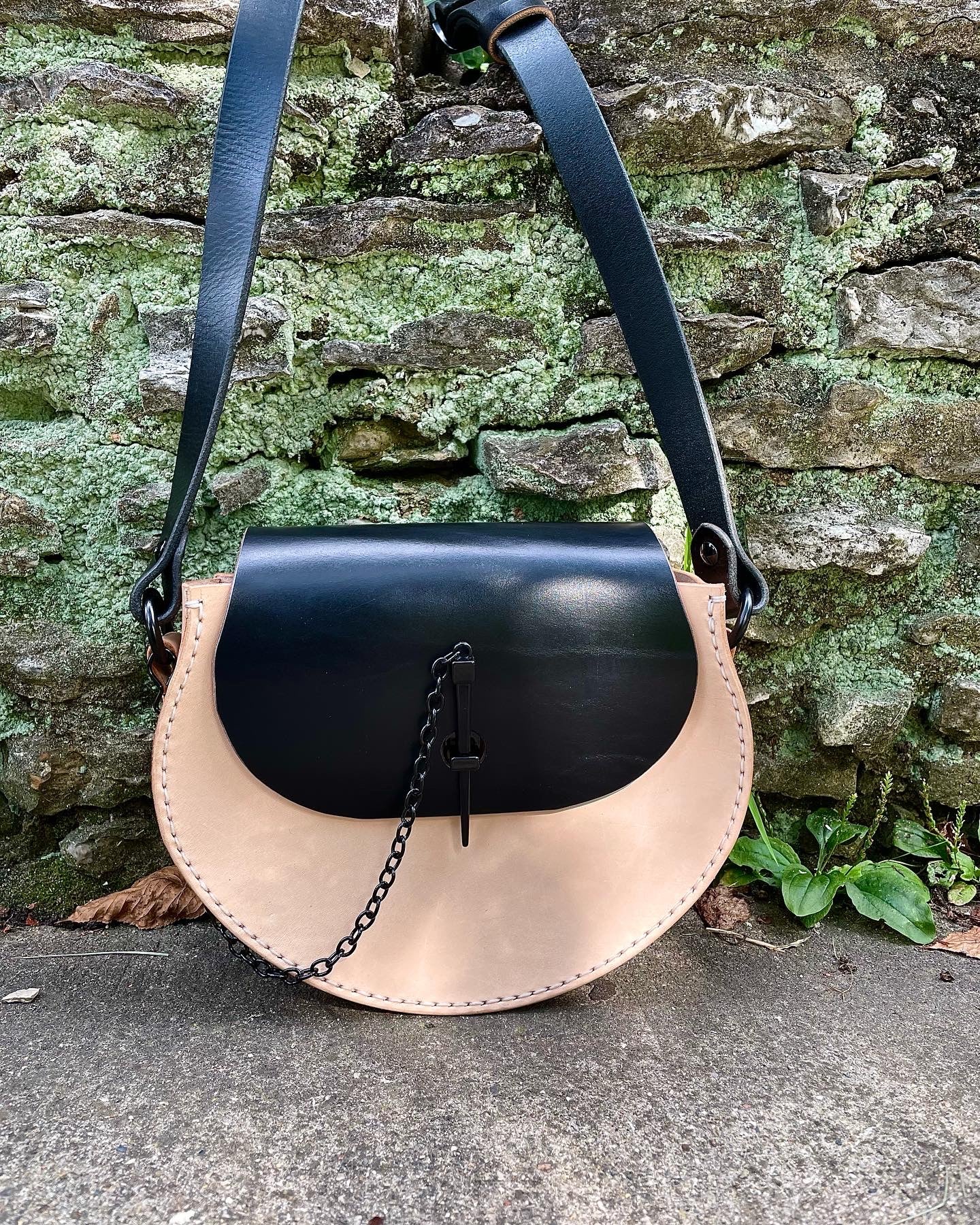 Black and Natural Tear Drop bag