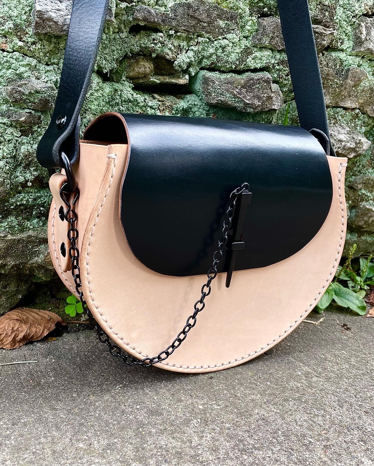 Black and Natural Tear Drop bag