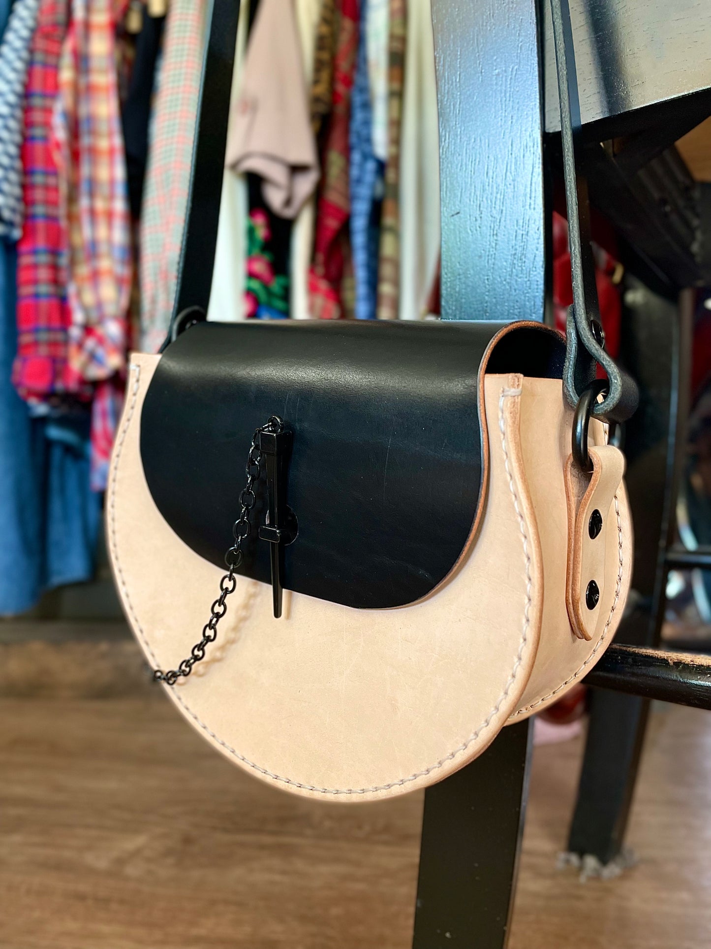 Black and Natural Tear Drop bag