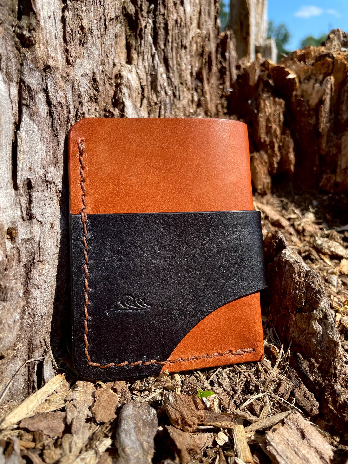 Striker Minimalist Wallet in Buck Brown and Black