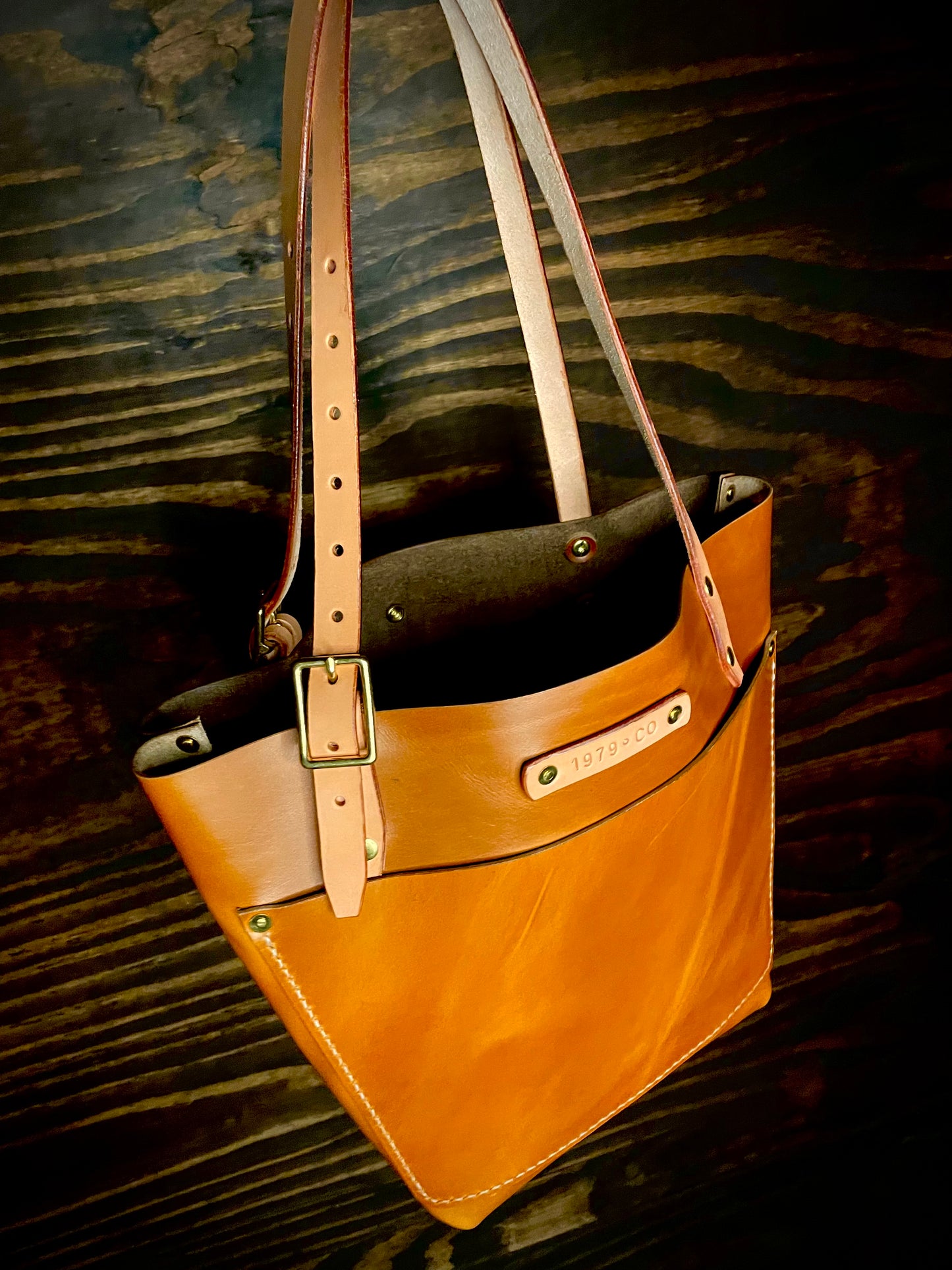 Duvall tote bag in Rust