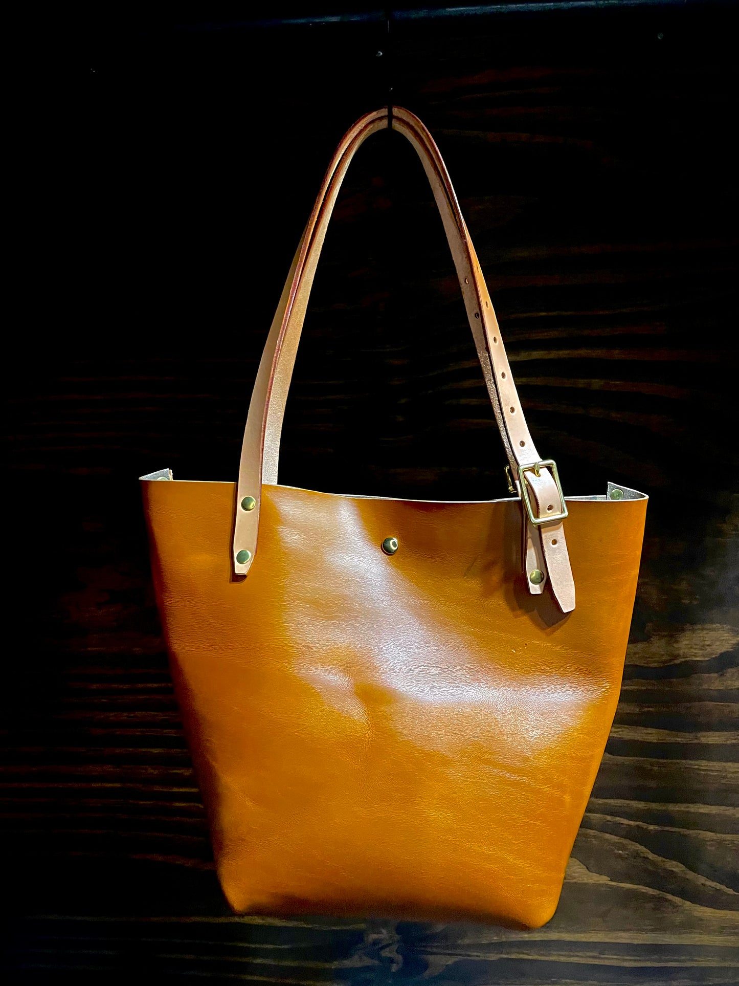 Duvall tote bag in Rust
