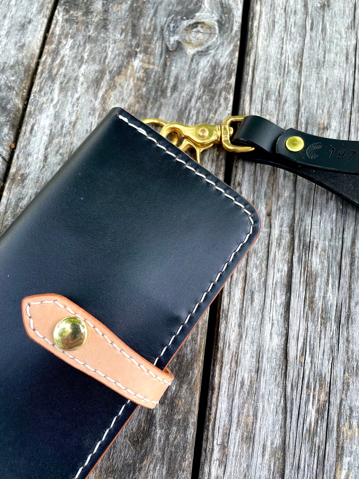 Sophia Clutch Wallet in Black & Natural