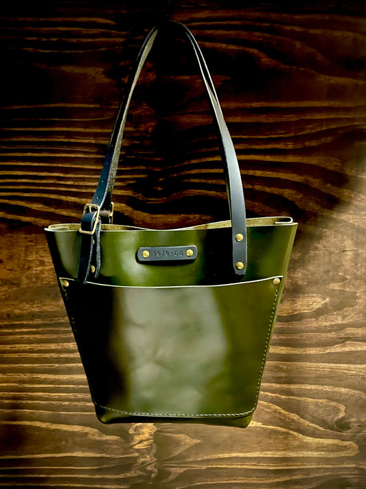 Duvall tote bag in London Green