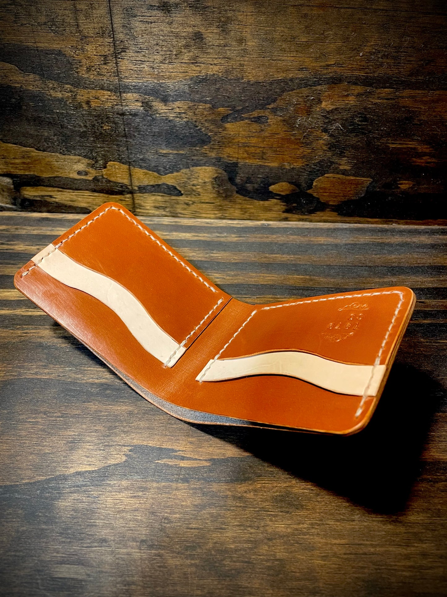 Classic Bifold Wallet in Glass Tan